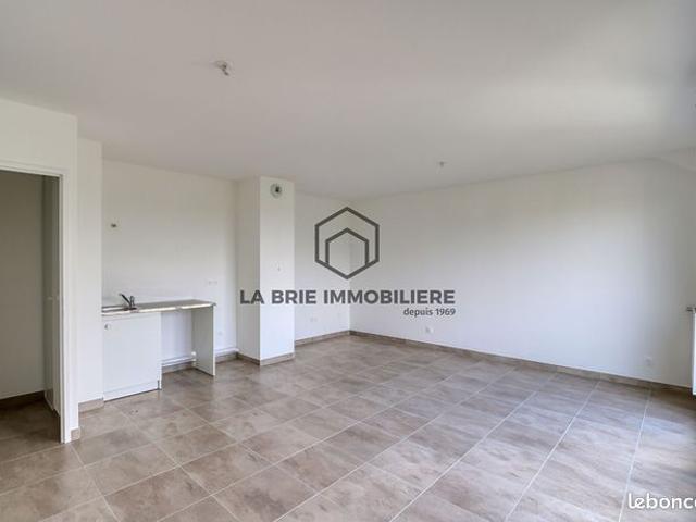 Appartement vente à Torcy, Emerainville