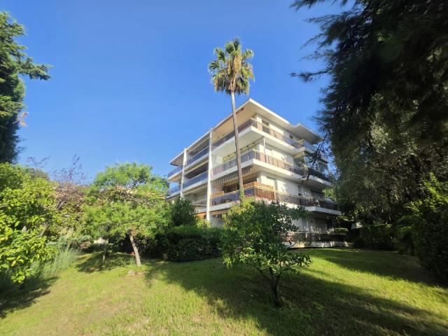 Appartement location à Terrefial, Cannes