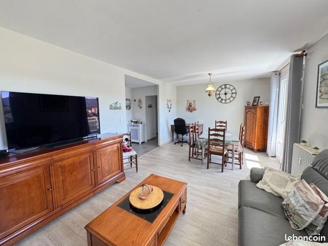 Appartement vente à Saint-Étienne, Unieux