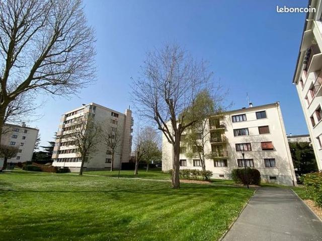 Appartement vente à Versailles, Les Clayes-sous-bois