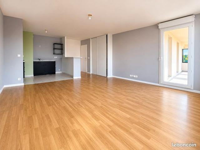 Appartement vente à Melun, Combs-la-ville