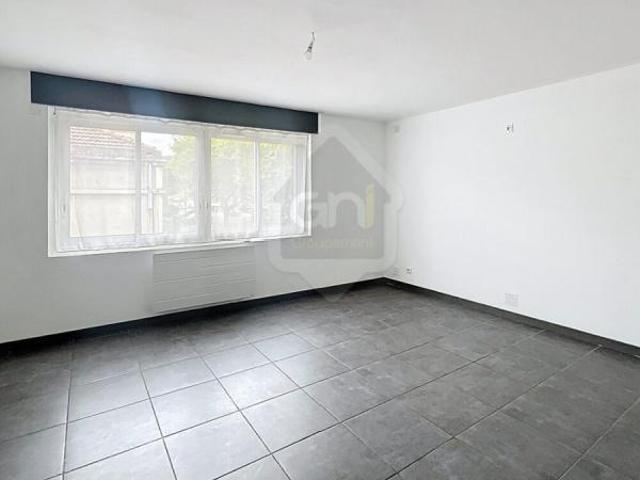 Appartement location à Lotissement l’Espigoulier, Charleval