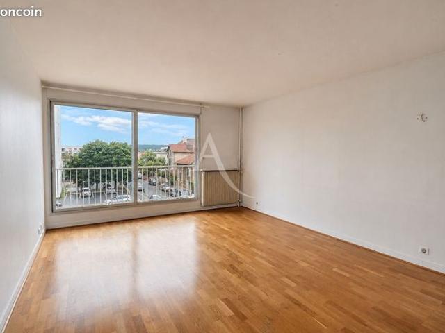 Appartement vente à Saint-Germain-en-Laye, Saint-germain-en-laye