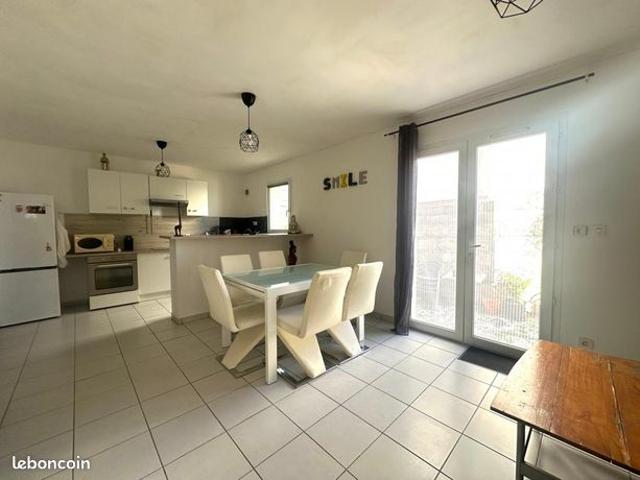 Appartement vente à Beauvoisin, Drôme