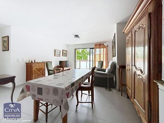 Appartement vente à Neuville-de-Poitou, Vienne