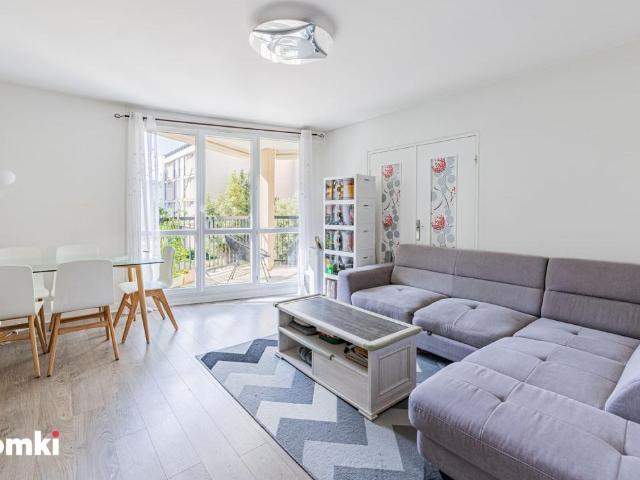 Appartement vente à Quartier Cœur de Ville, Courbevoie