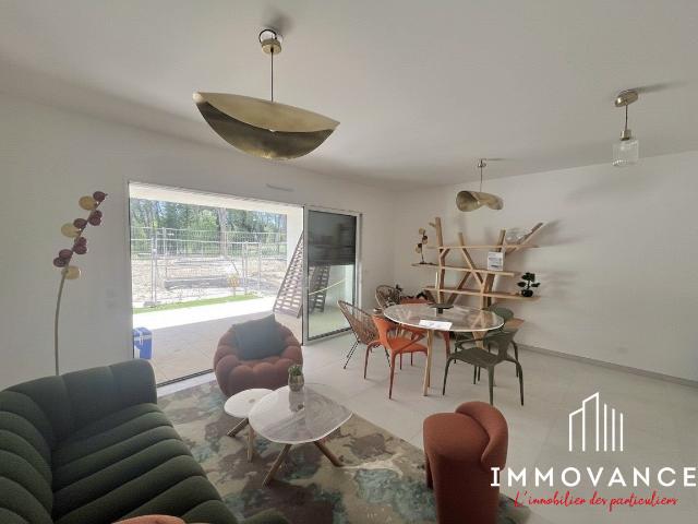 Appartement vente à Hameau de La Clastre, Saint-Clément-de-Rivière