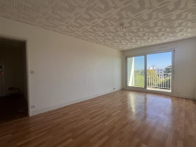 Appartement vente à Résidence La Prairie, Saint-Jean-de-la-Ruelle