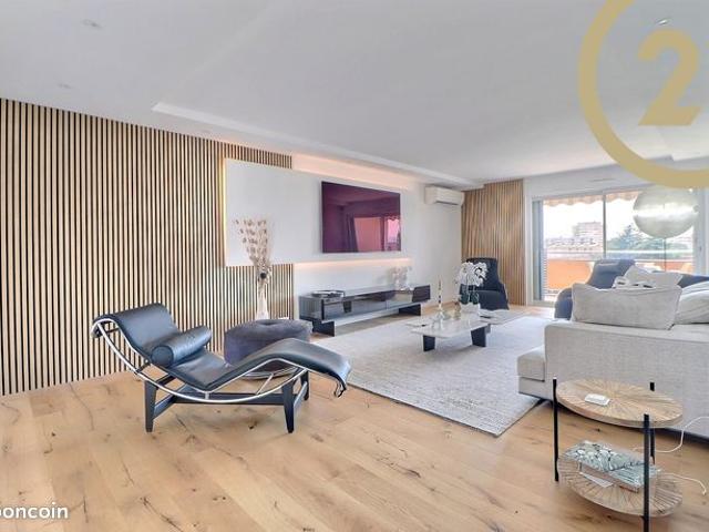 Appartement vente à Arrondissement de Draguignan, Fréjus