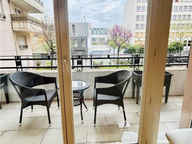 Appartement location à Nanterre, Courbevoie