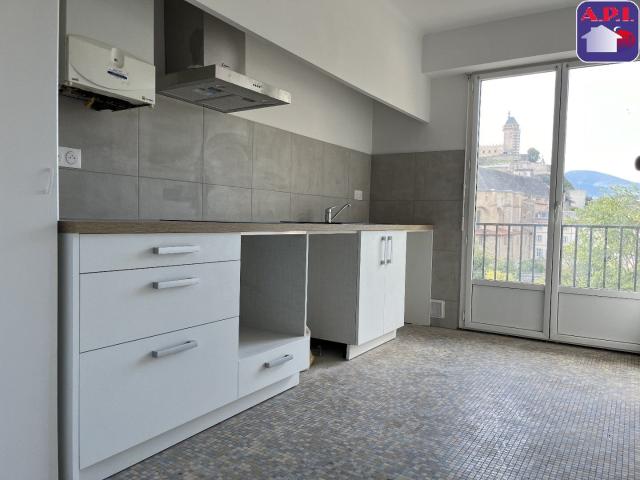 Appartement location à Bourrut, Ganac