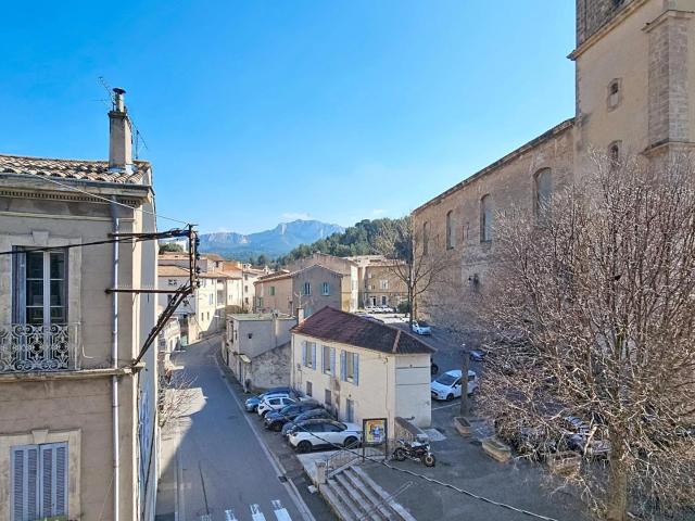 Appartement vente à Marseille, Roquevaire