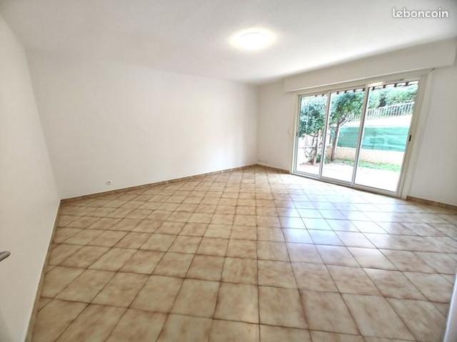 Appartement vente à Arrondissement de Toulon, Hyères