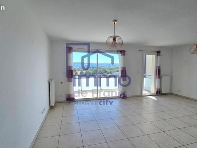 Appartement vente à L'Isle-d'Abeau, Isère