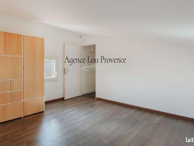 Appartement vente à Aix-en-Provence, Eyguières