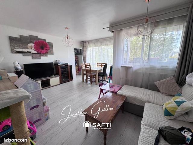 Appartement vente à Melun, Combs-la-ville