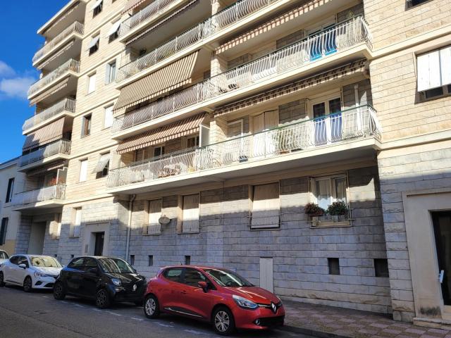 Appartement vente à Faubourg du Soleil, Alès