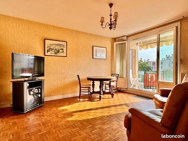 Appartement vente à Bois-colombes, Martinique