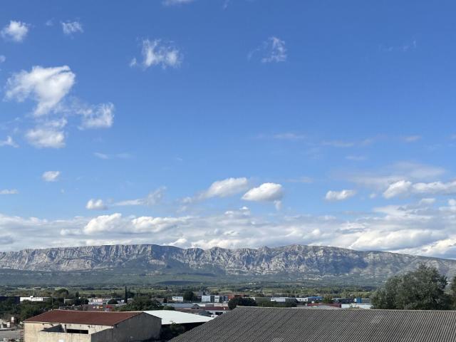 Appartement vente à Aix-en-Provence, Trets