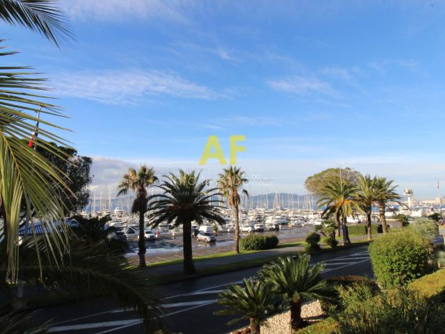 Appartement location à Arrondissement de Draguignan, Saint-raphaël