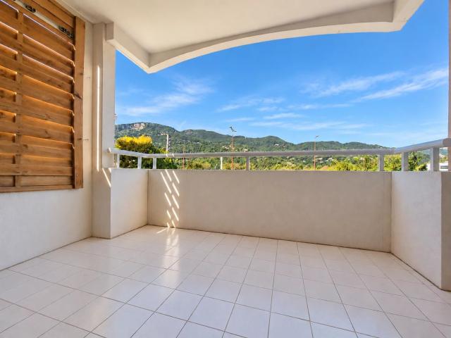 Appartement vente à Saint-Martin-du-Var, Alpes-Maritimes