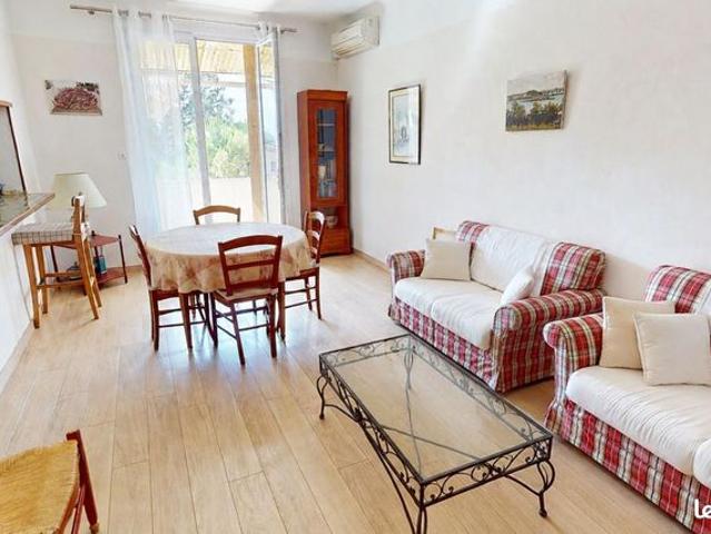 Appartement vente à Arrondissement de Toulon, Cuers