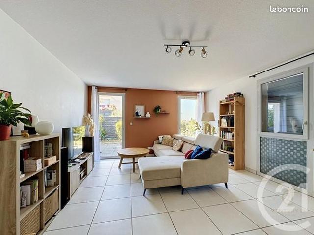 Appartement vente à Saint-Amand-Montrond, Charly