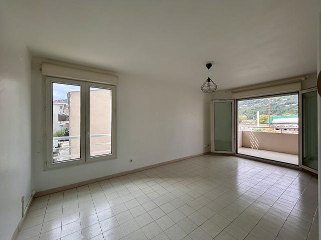 Appartement vente à Nice, Saint-martin-du-var