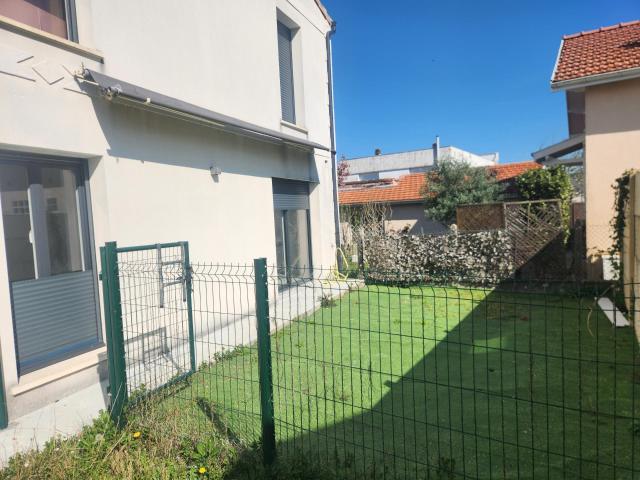 Appartement vente à Centre commercial des Quatre Pavillons, Cenon