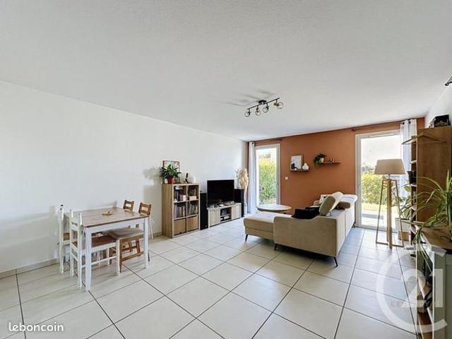 Appartement vente à Saint-Amand-Montrond, Charly