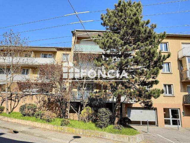 Appartement vente à Saint-Étienne, Saint-etienne