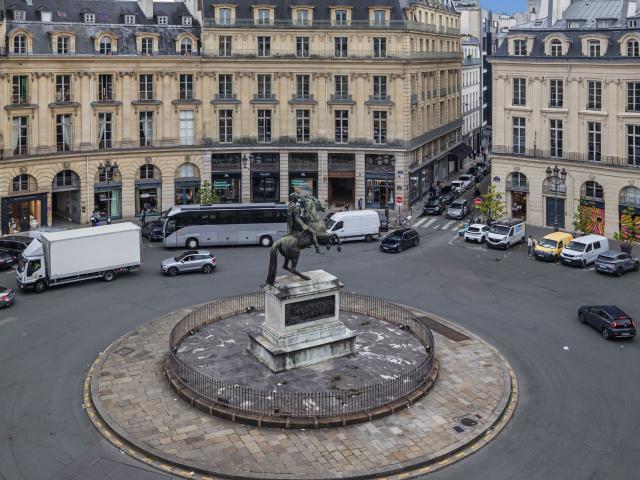 Appartement vente à Paris 1er Arrondissement, Paris