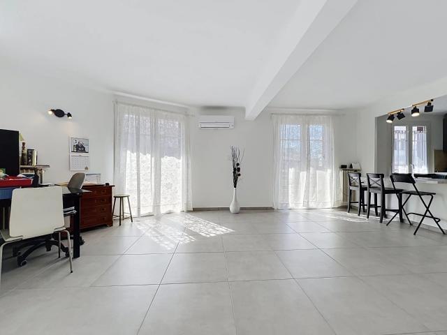 Appartement vente à Centre Ville, Antibes