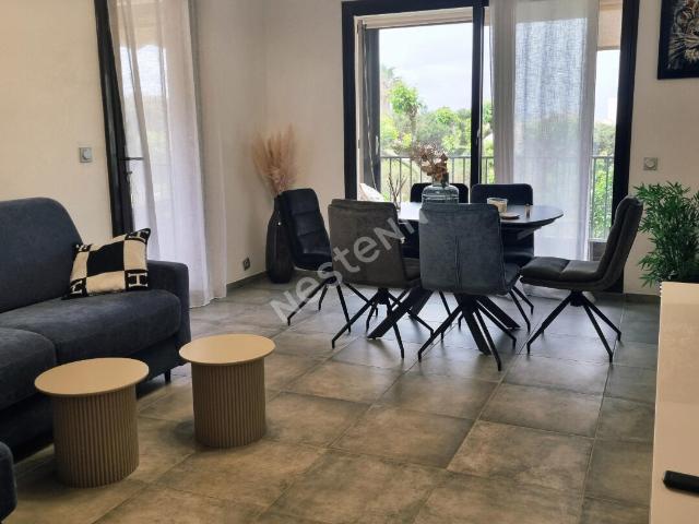 Appartement vente à Arrondissement de Toulon, Six-fours-les-plages