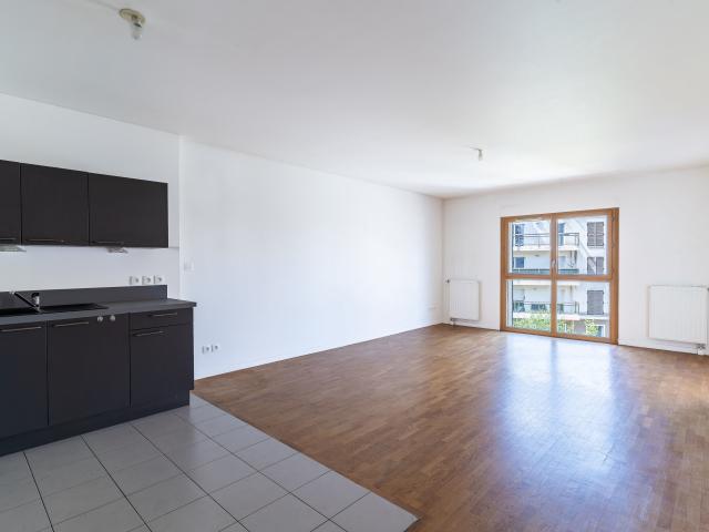 Appartement vente à Quartier Cœur de Ville, Courbevoie