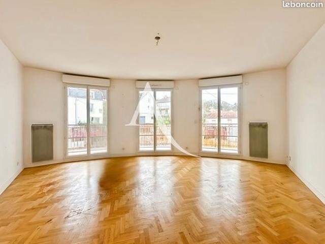 Appartement vente à Versailles, Saint-cyr-l'ecole