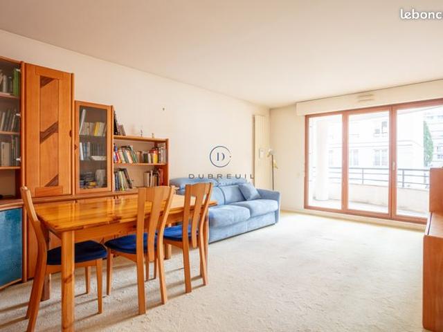 Appartement vente à Courbevoie, Hauts-de-Seine