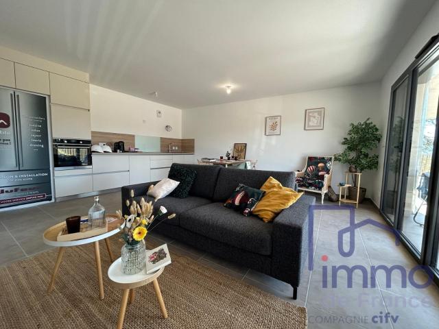 Appartement vente à Lotissement le Panorama, Genilac