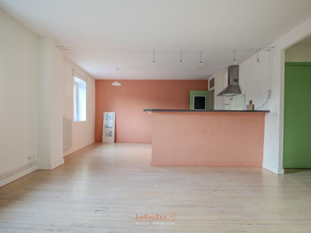 Appartement vente à Neufchâteau, Vittel