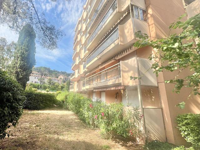 Appartement vente à Arrondissement de Draguignan, Saint-raphaël