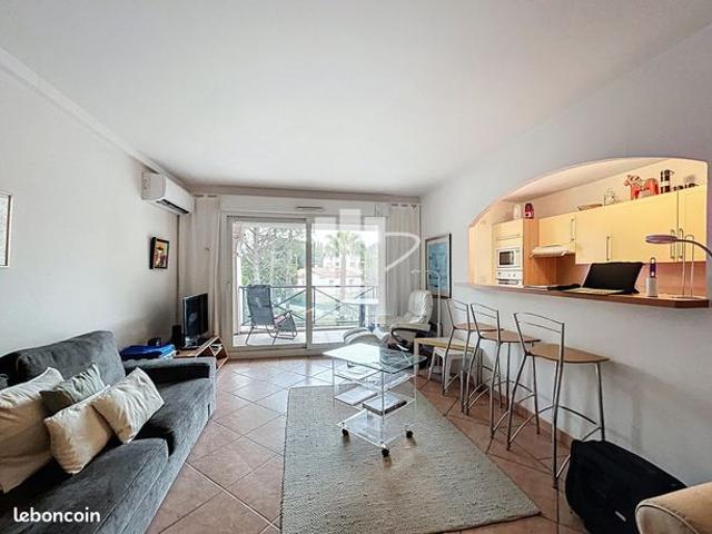 Appartement vente à Arrondissement de Draguignan, Saint-raphaël