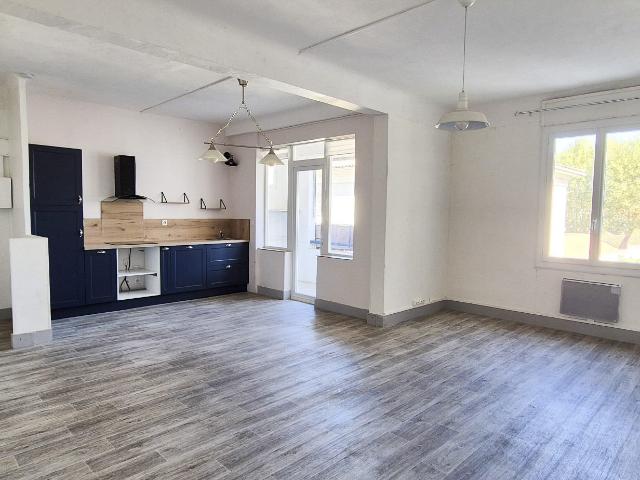 Appartement vente à La Cavalerie, Arles