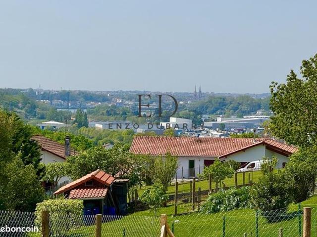 Appartement vente à Bayonne, Lahonce