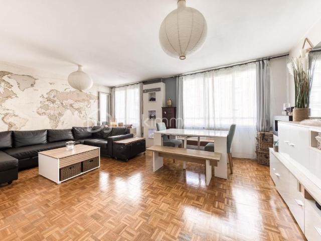 Appartement vente à Paris, Île-de-France