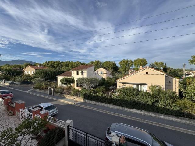 Appartement location à Arrondissement de Toulon, Cuers