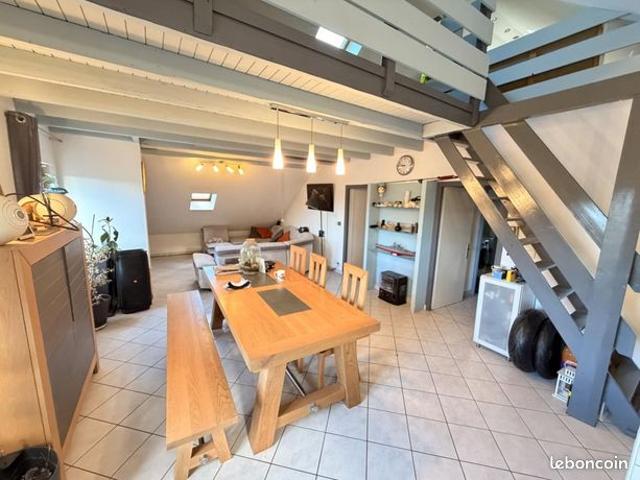 Appartement vente à Saint-Julien-en-Genevois, Ambilly