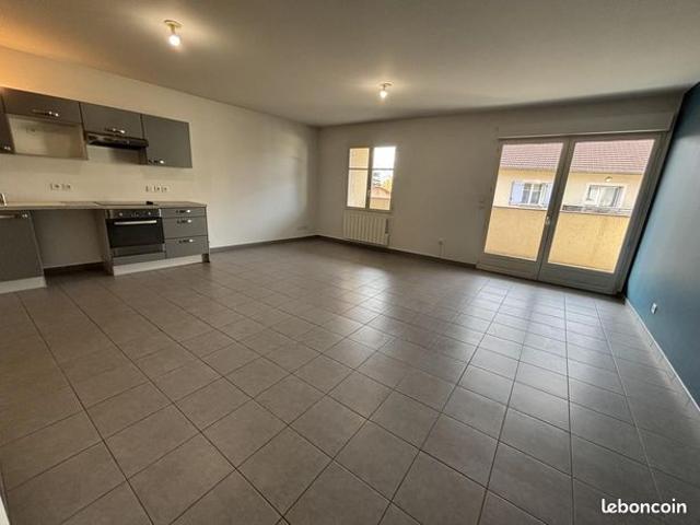 Appartement vente à La Tour-du-Pin, Crémieu