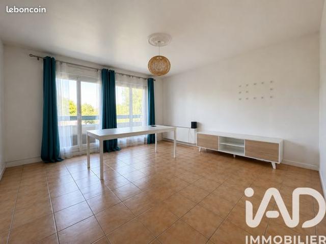 Appartement vente à Évry, Le Coudray-montceaux