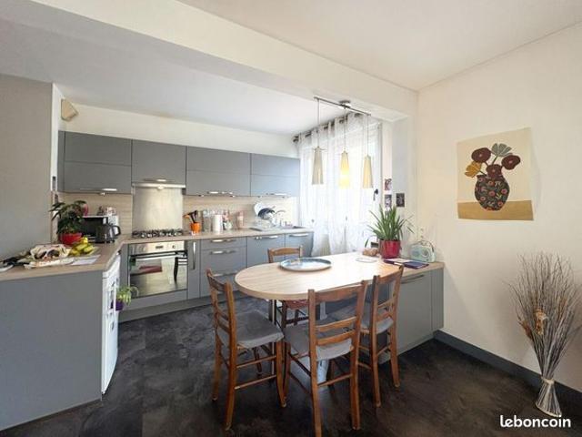 Appartement vente à Sarlat-la-Canéda, Sarlat-la-canéda