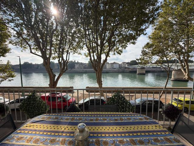 Appartement vente à Le Méjan, Arles